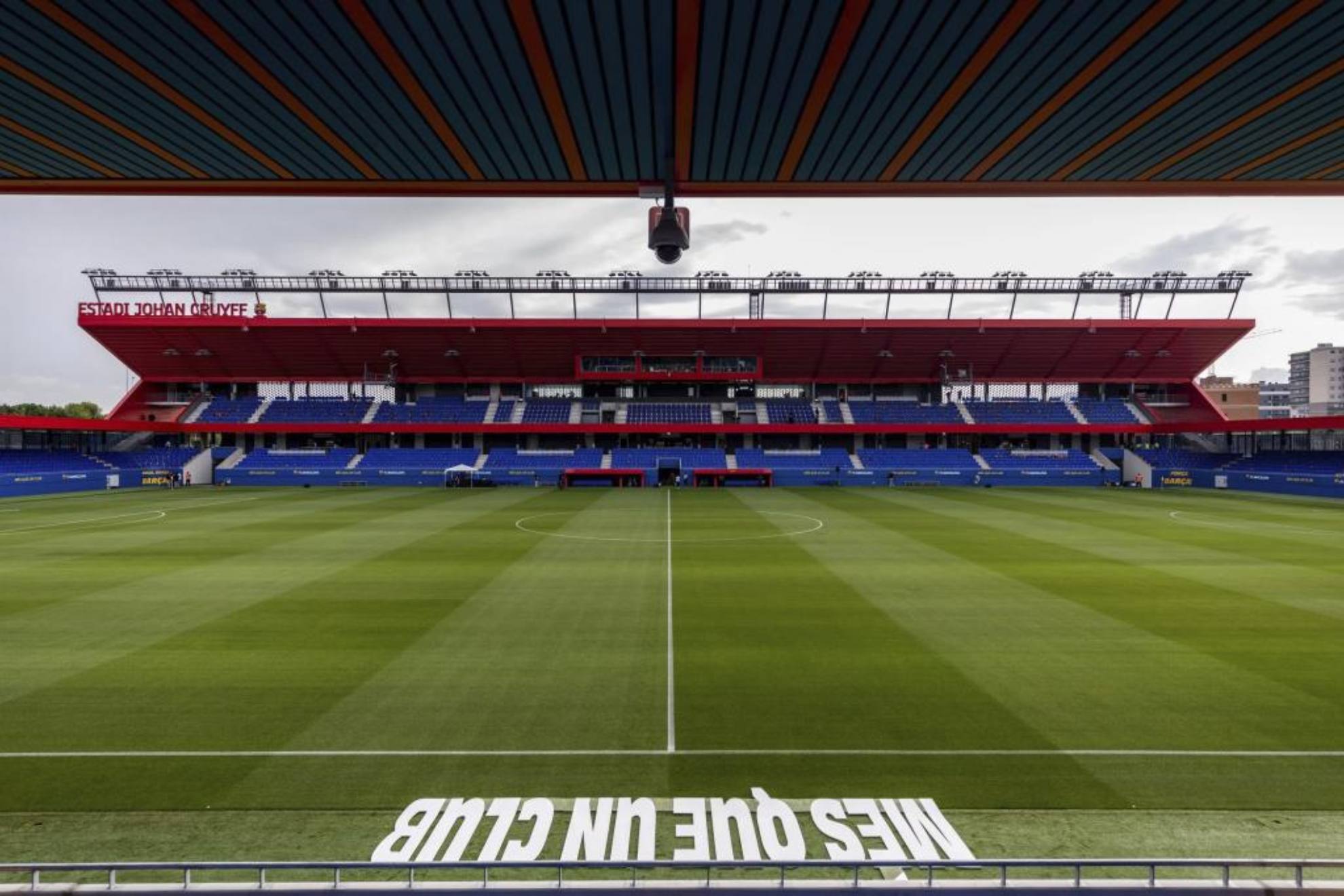 场的两个赛 场的两个赛