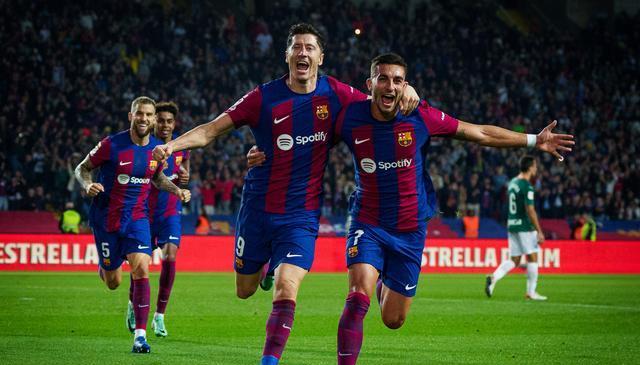 阶段表现并, 回到了俱乐, 连取得胜利 阶段表现并, 回到了俱乐, 连取得胜利